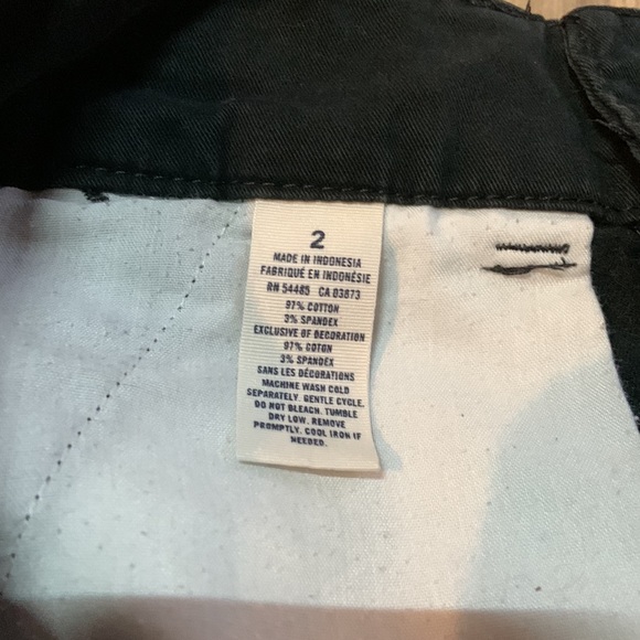 Black shorts - Picture 3 of 4